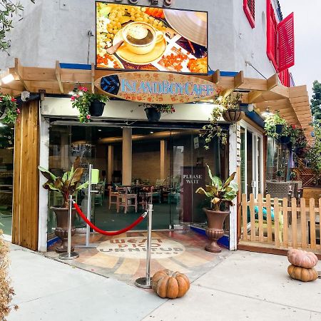 Island Girl Spa + Bed And Breakfast 洛杉矶 外观 照片